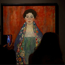 Вокруг картины Густава Климта, проданой на венском аукционе за 30 миллионов евро, возник спор о правах на собственность 