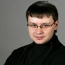Денис Жданов