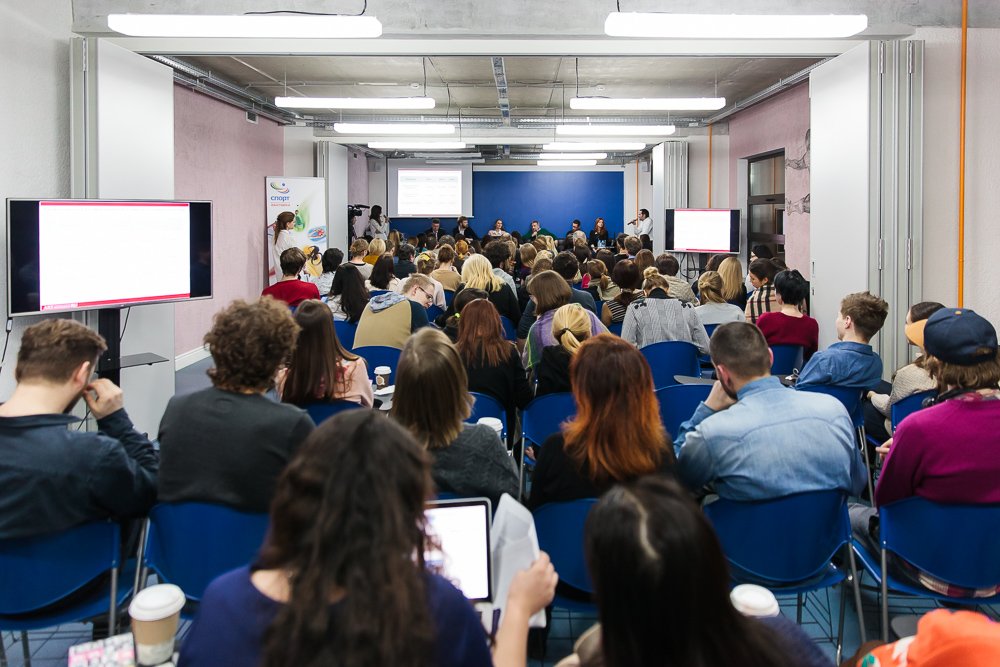 Учебный центр RMA в Москве сдает в аренду учебные аудитории и многофункциональные конференц-залы для проведения семинаров, тренингов, конференций, официальных встреч и презентаций