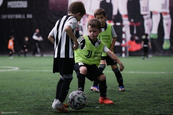 Лекция «Управление коммерческой футбольной Академией»