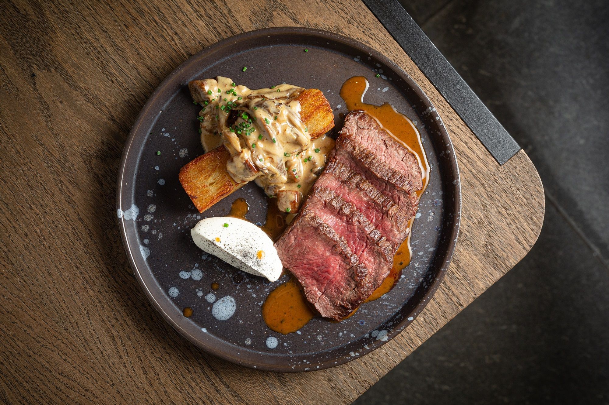 На Большой Грузинской улице открылся мясной ресторан «Агнец»