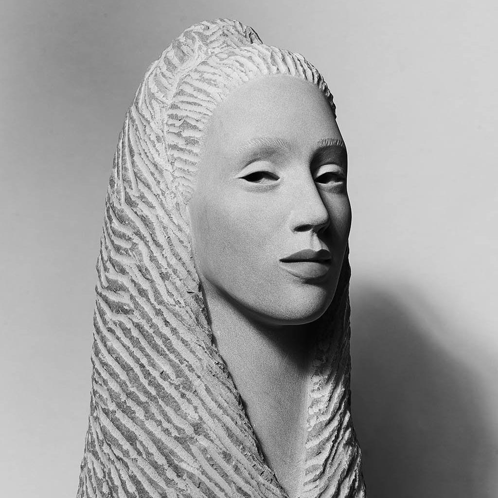 Айдан Салахова: «Делать памятники — очень интересный опыт»