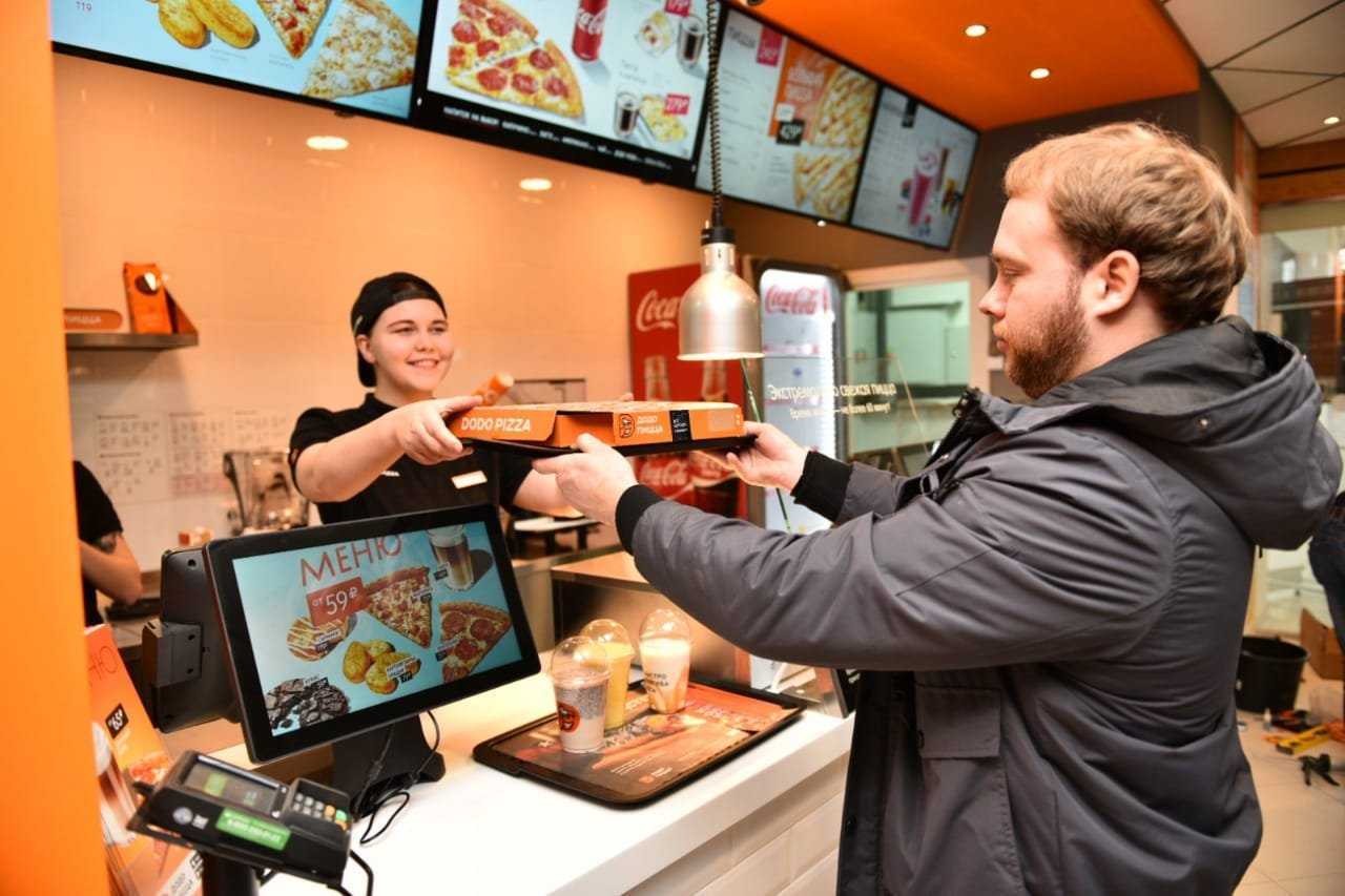 INFOLine: Около 90 процентов крупнейших сетей общепита России развиваются по франшизе