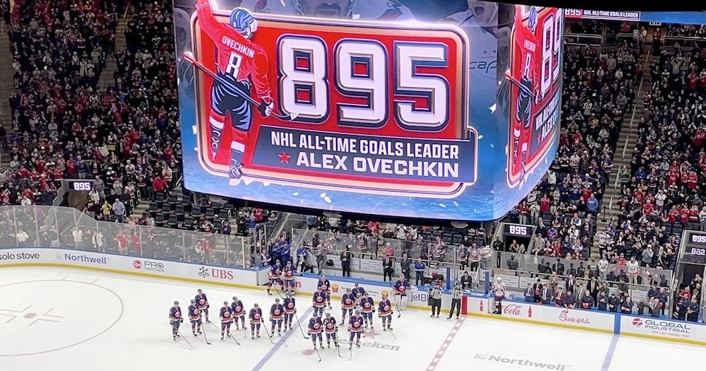Александр Овечкин побил «вечный» рекорд Уэйна Гретцки: как это повлияет на спорт, маркетинг и бизнес