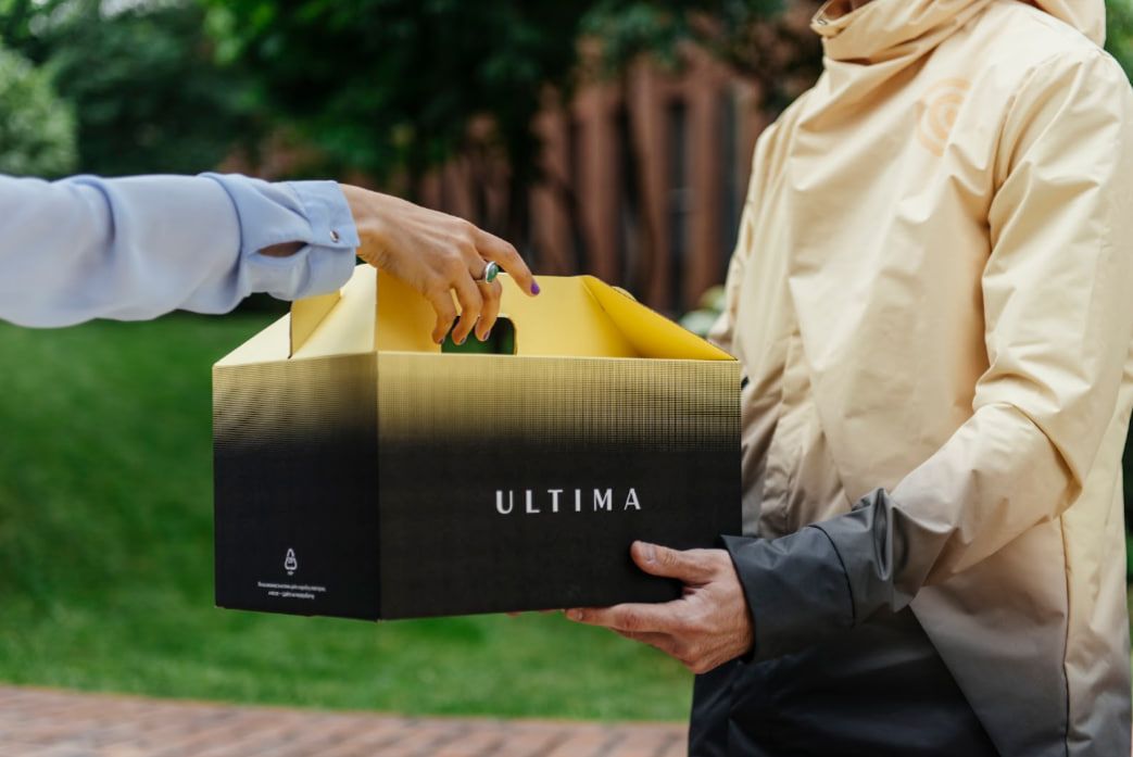 Сервис доставки блюд из премиальных ресторанов «Ultima Яндекс Еда» запустился в Санкт-Петербурге