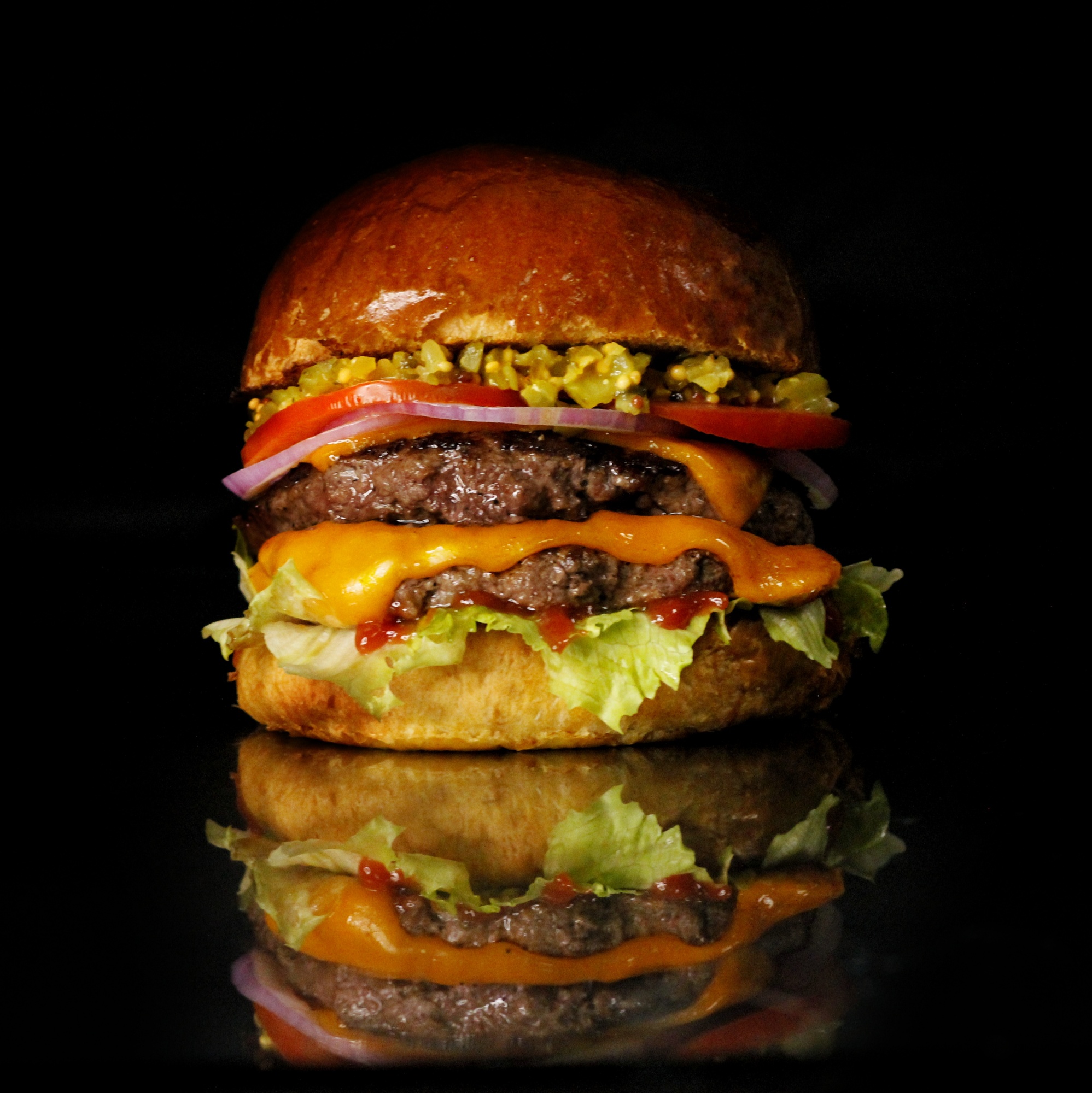 «Яндекс Еда»: в 2024 году самым популярным блюдом в доставке стали бургеры 