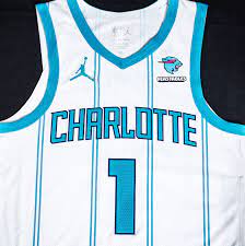 Историческая сделка в НБА: «Шарлотт Хорнетс» заключили партнерство с MrBeast, самым популярным ютубером планеты