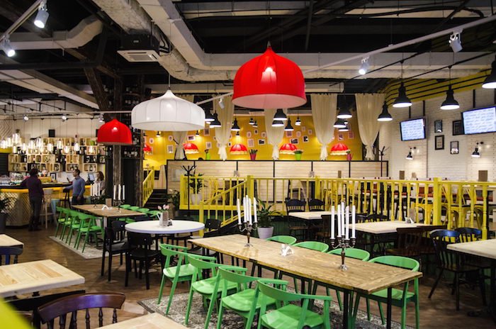 «В заведении практикуют два способа обслуживания»