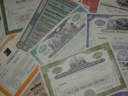 Бывший маркетолог Mail.Ru Group Роберт Багратуни запустил в России сервис «Источник» для покупки акций и обмена валют через мобильные устройства