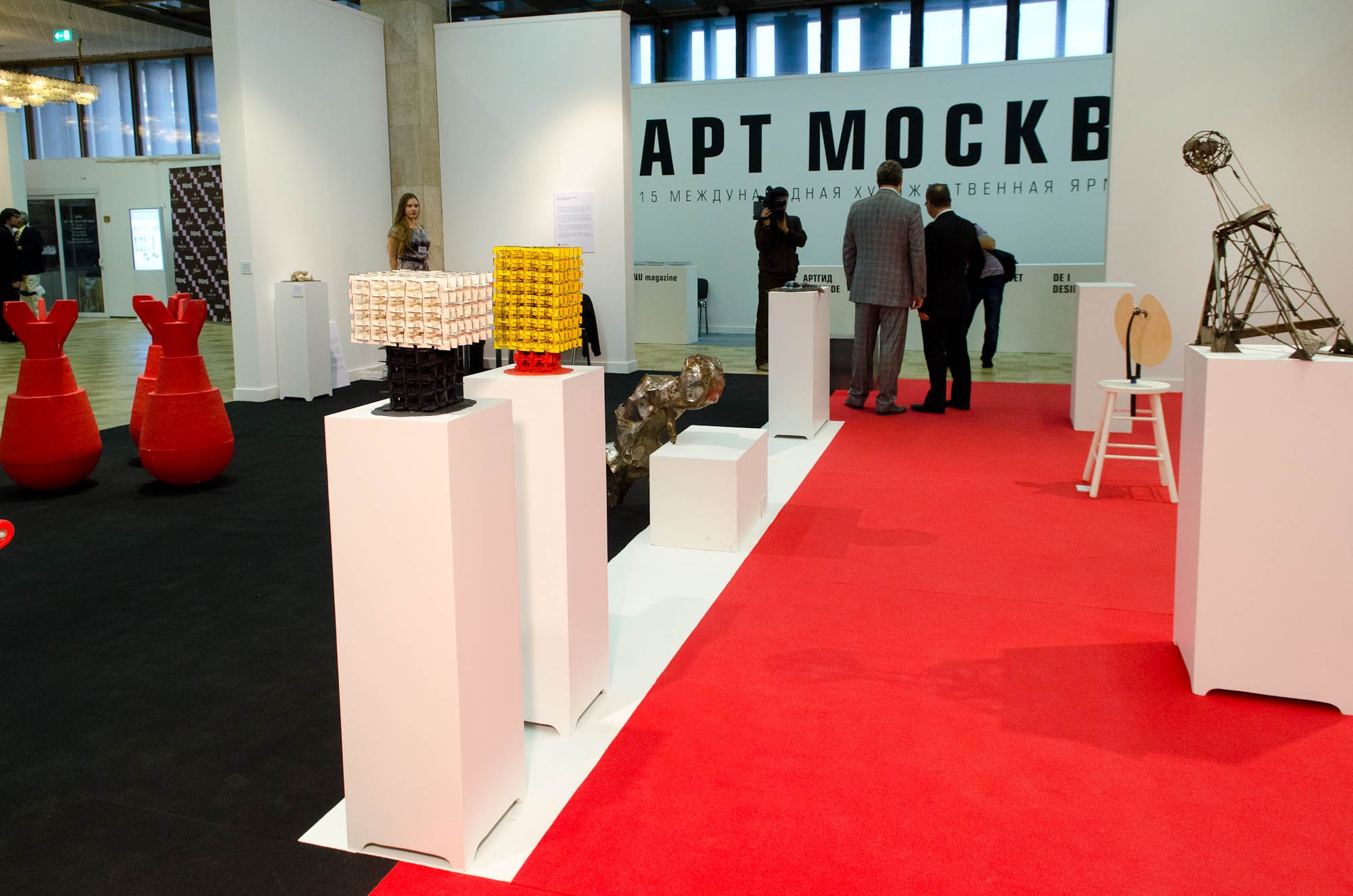 «Акцент будет сделан на недорогое молодое искусство»