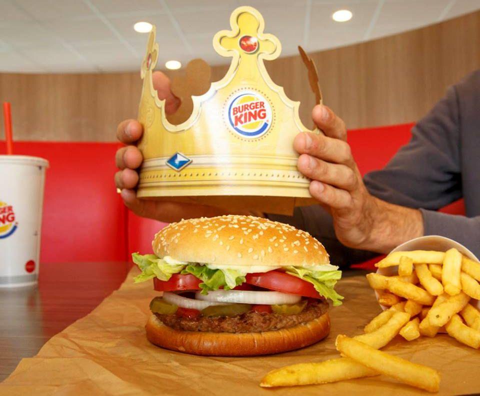 Французский Burger King разрешил страдающим от пандемии конкурентам бесплатно размещать свою рекламу в инстаграме сети  