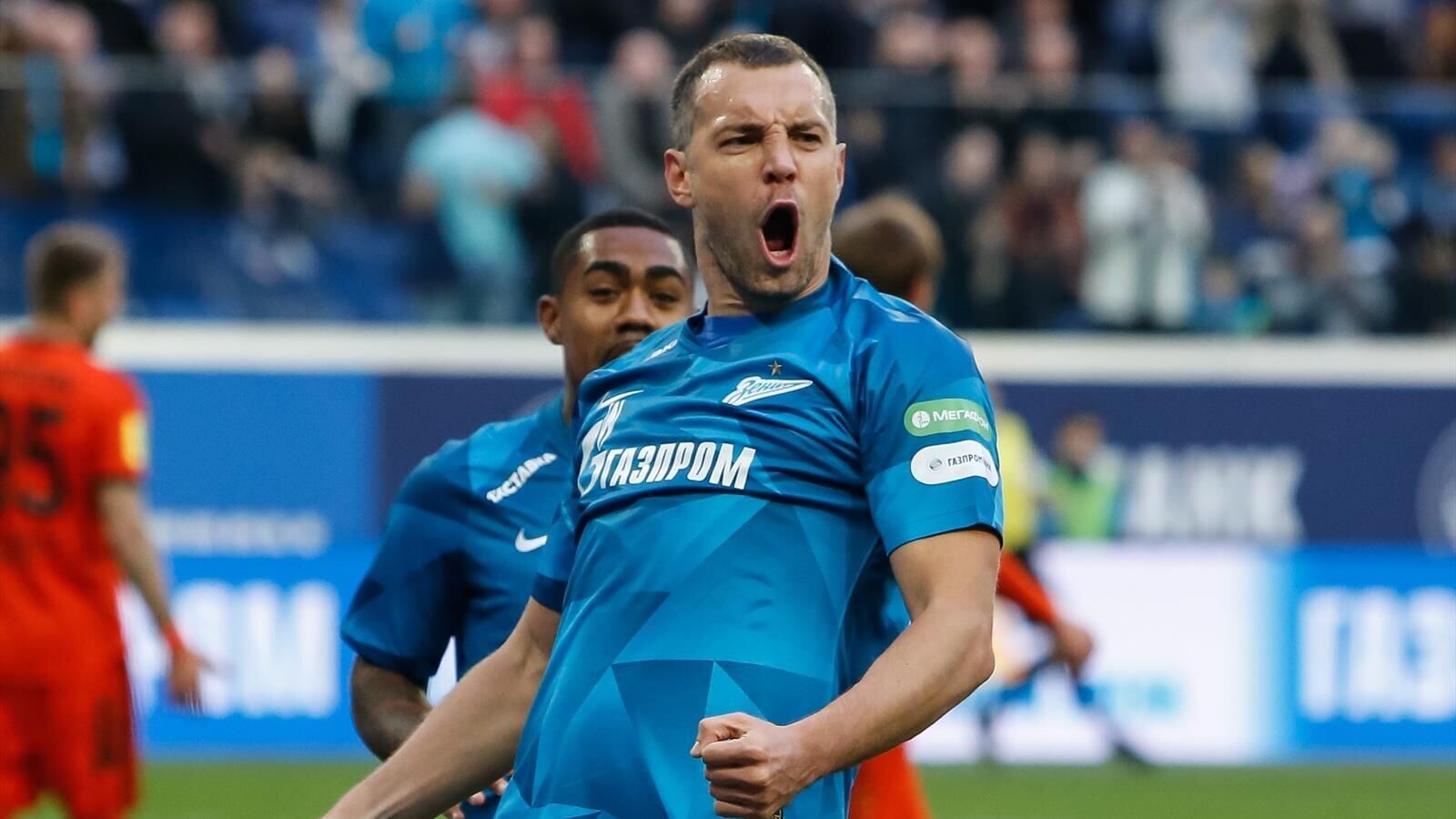 Как «Зенит» зарабатывает по 11 миллиардов рублей в год (Детали коммерческой работы петербуржцев от топ-менеджеров клуба)