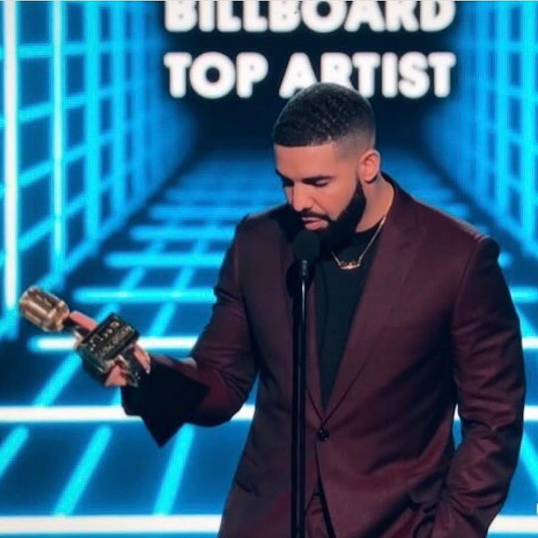 Дрейк установил абсолютный рекорд Billboard Music Awards по количеству полученных наград 