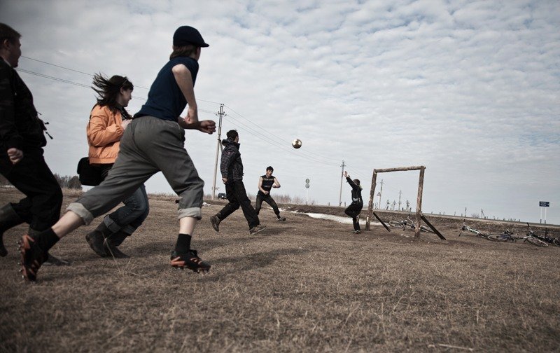 АПЛ выделит средства на развитие низших лиг и массового футбола