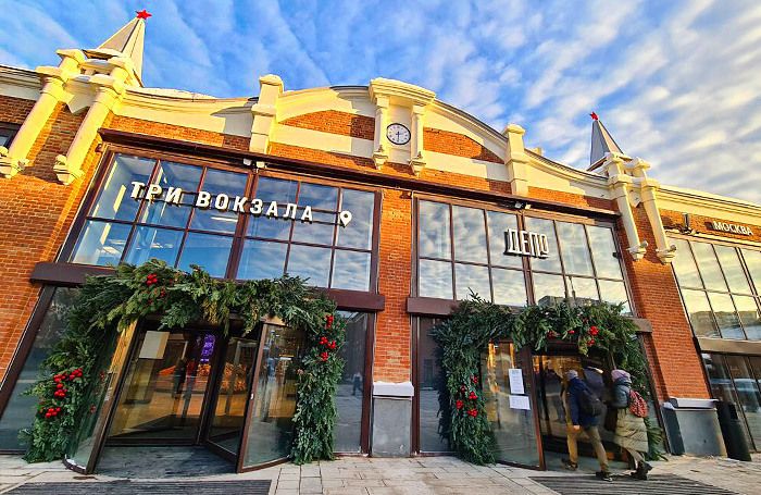 На Новорязанской улице открылся фудмолл «Депо Три Вокзала»