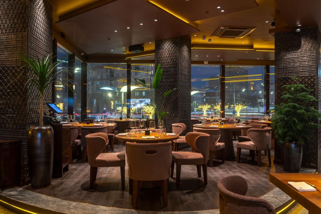 На Новинском бульваре открылся азиатский ресторан Moon