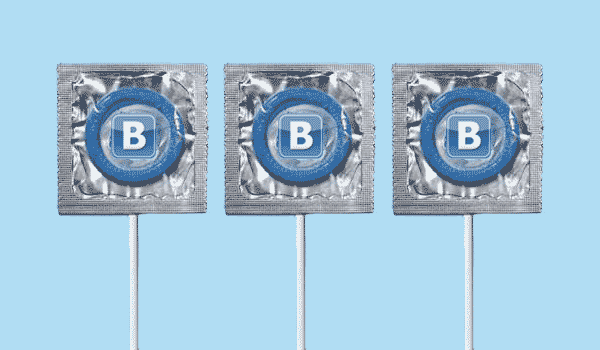 Презервативы, конфеты и парфюмерия