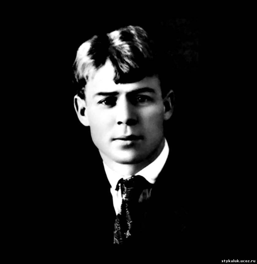 В центре Москвы открылся ресторан «Есенин», концепт-шефом которого стал Константин Ивлев