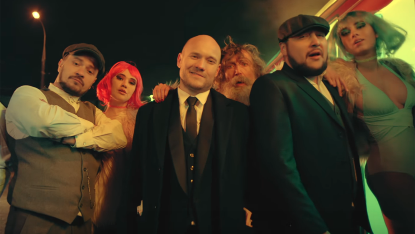 «Azino три топора» стало крупнейшим рекламодателем на рынке онлайн-видео в России