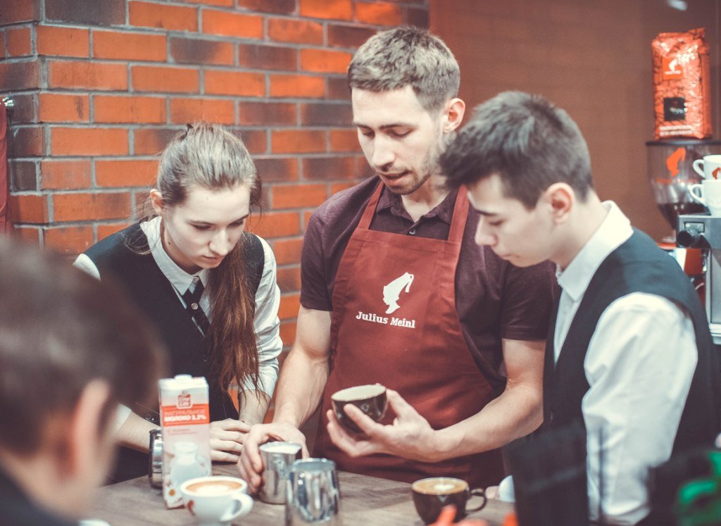 Роман Торощин открывает учебный центр для барменов и бариста