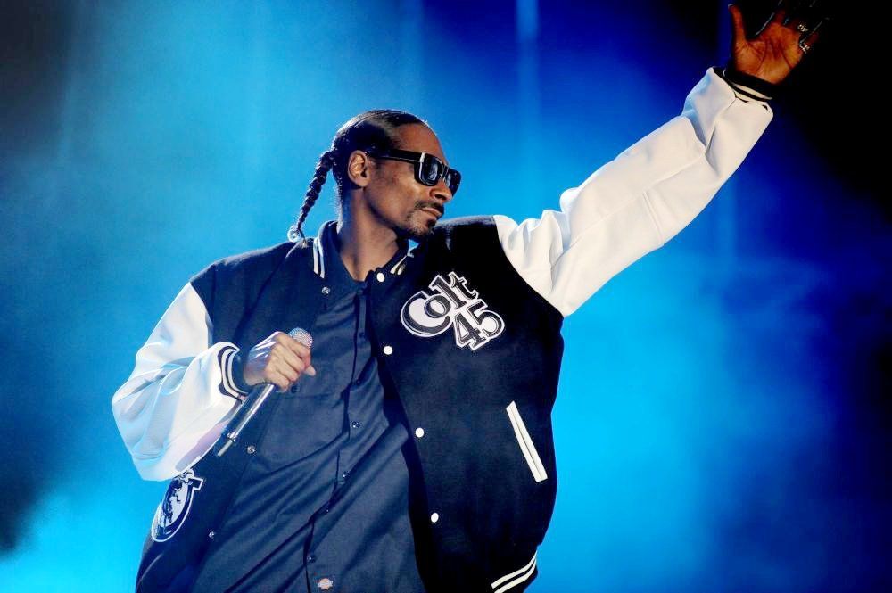 Снупп Догг купил легендарный лейбл Death Row Records и объявил о намерении превратить его в «первый мейджор в метавселенной»