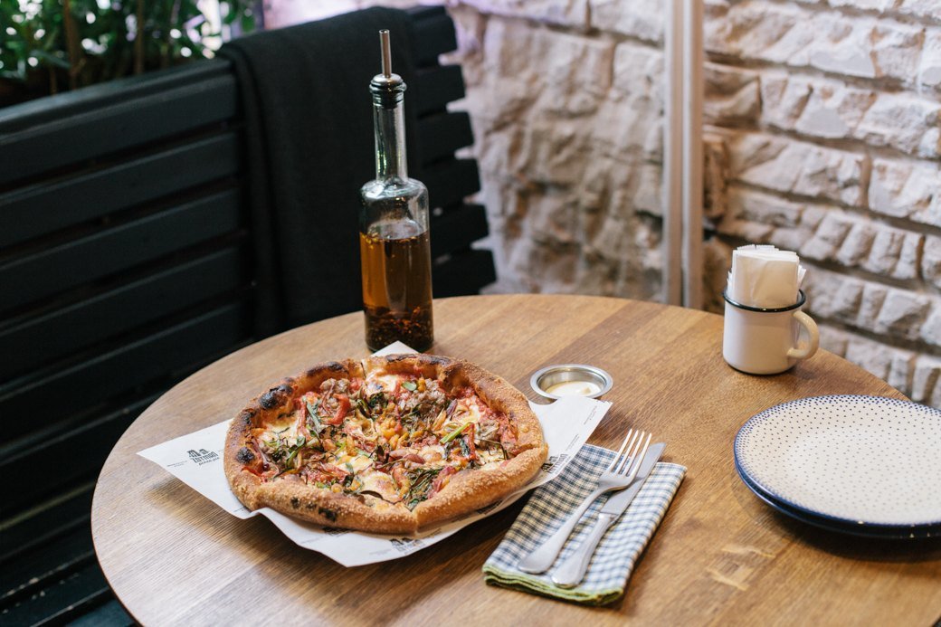 Самые популярные блюда Москвы, часть вторая: The Village продолжает публикацию исследования предпочтений простых посетителей столичных ресторанов 