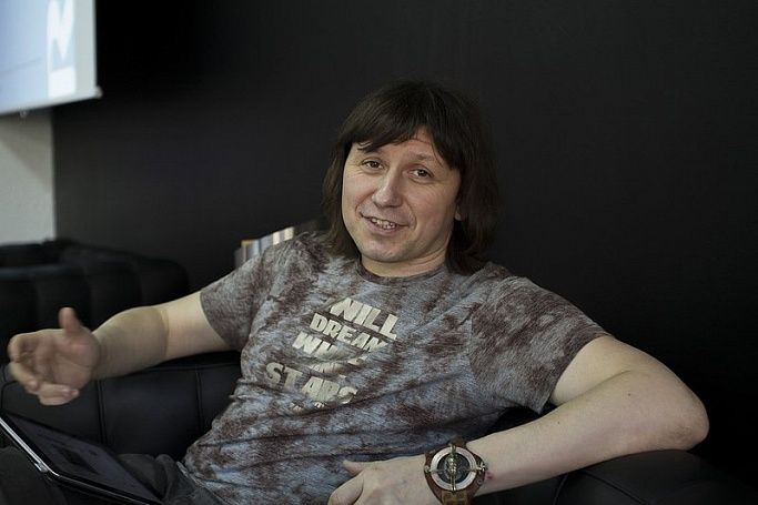 «В обществе есть вакуум, который очень скоро начнут заполнять новые артисты» (большое интервью продюсера, спикера Бизнес-школы RMA Валерия Мифодовского)