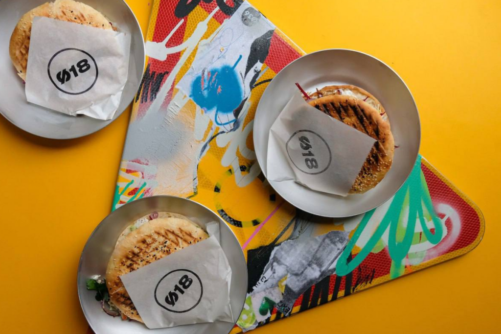 На Покровке открылось стрит-фуд кафе Kebab 018 