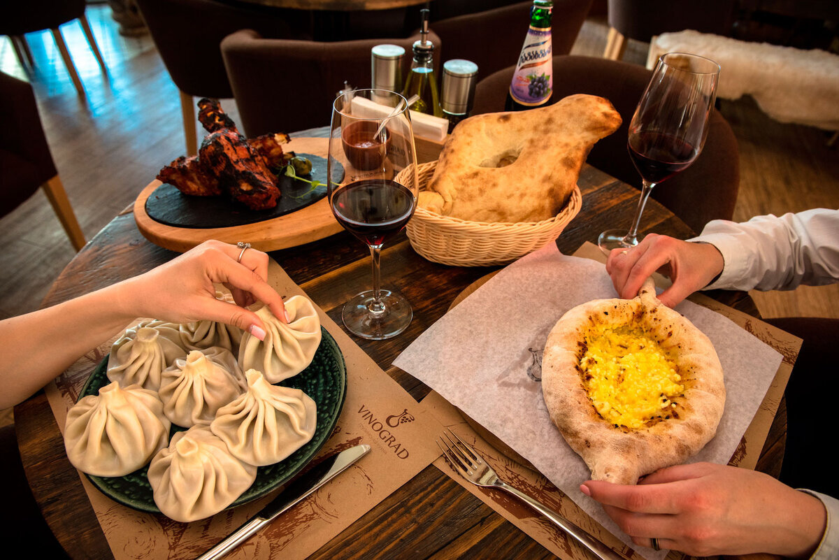 INFOLine: число сетевых ресторанов грузинской кухни в России по итогам 2024 года выросло на треть