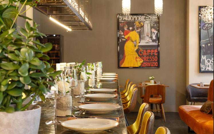 На Патриарших прудах открылось израильское бистро Beseder