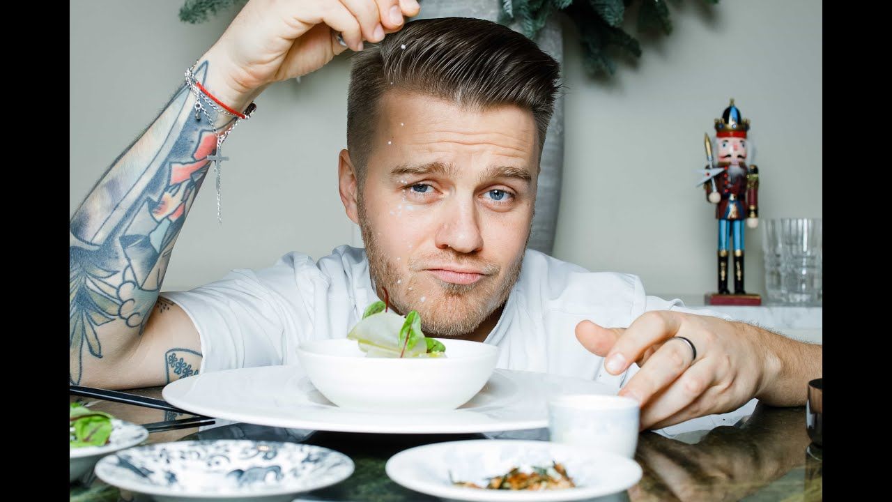 Названы имена лауреатов премии «Шеф-повар года», победа в главной номинации досталась Владимиру Чистякову (Folk, Grace Bistro, Rocky 2)