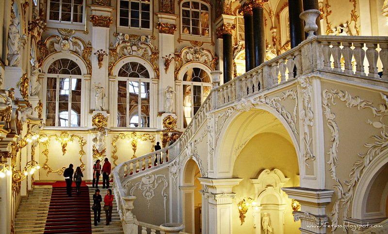 «Сами мы бы еще пятьдесят лет фотографировали»