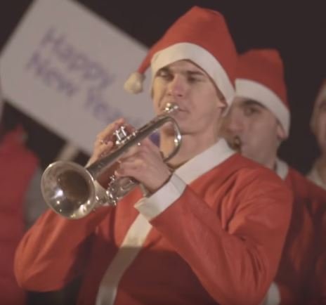 Новогоднее волшебство от команды финансового помощника Sence (ВИДЕО)