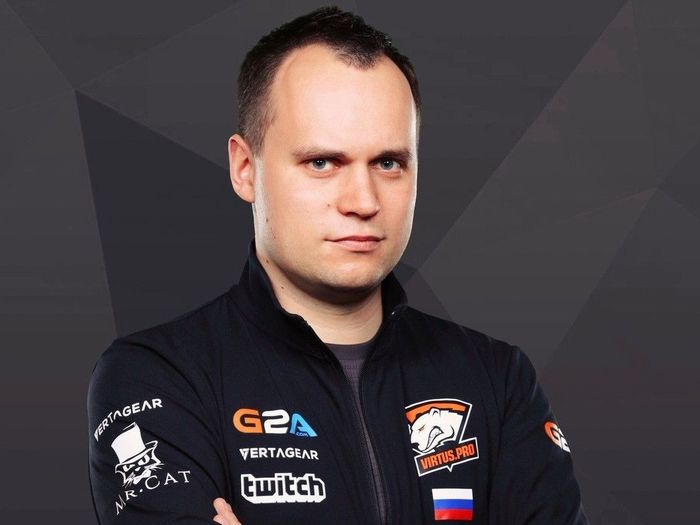 Лекция Романа Дворянкина «Управление профессиональным киберспортивным клубом»