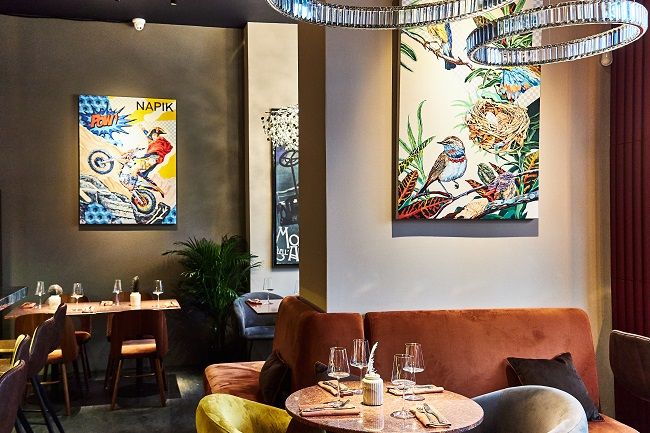 На Патриарших прудах открылось винное бистро Divino