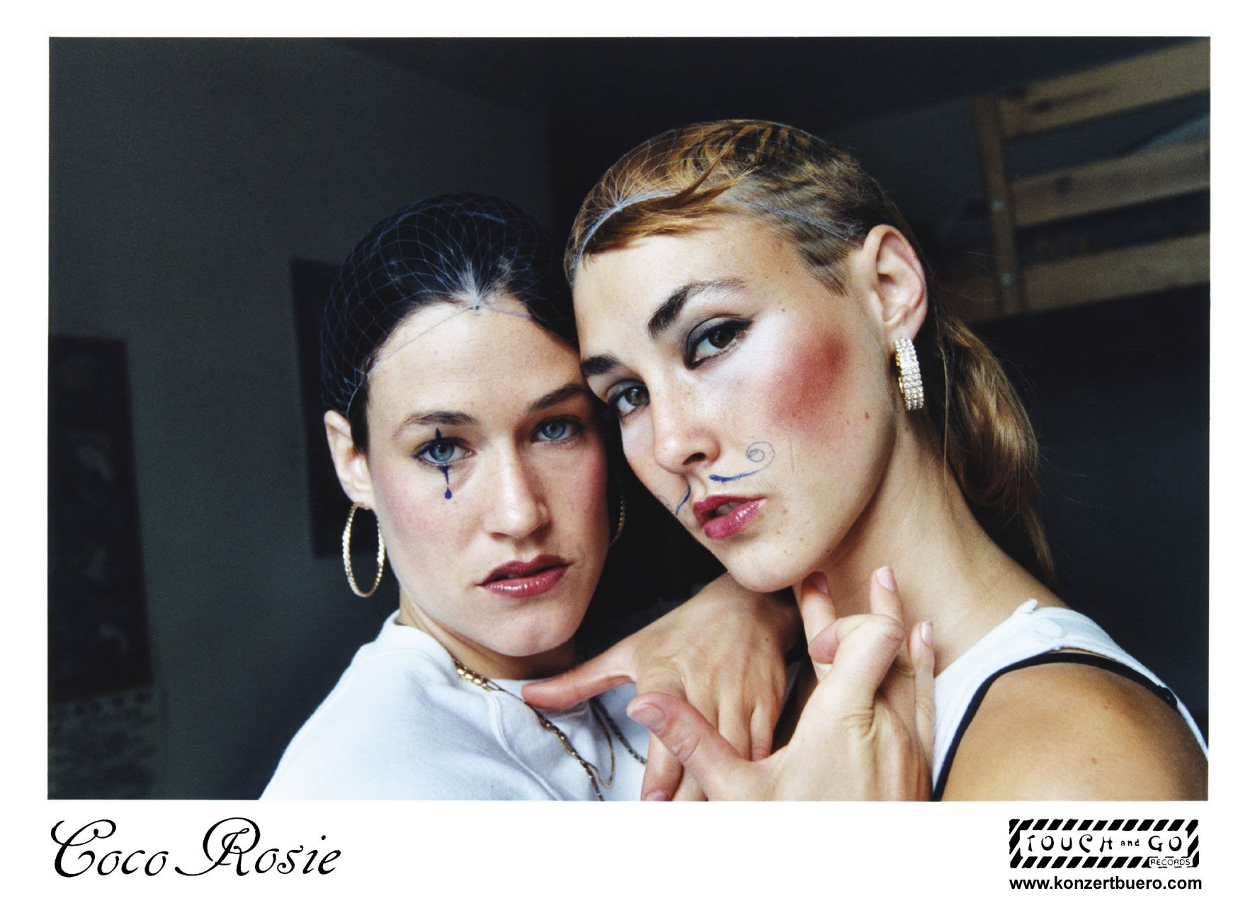 «Их музыку иногда называют фрик-фолком» (ВИДЕО)