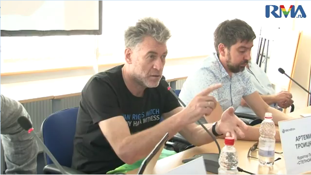 Студенты RMA на пресс-конференции Артемия Троицкого (ВИДЕО)