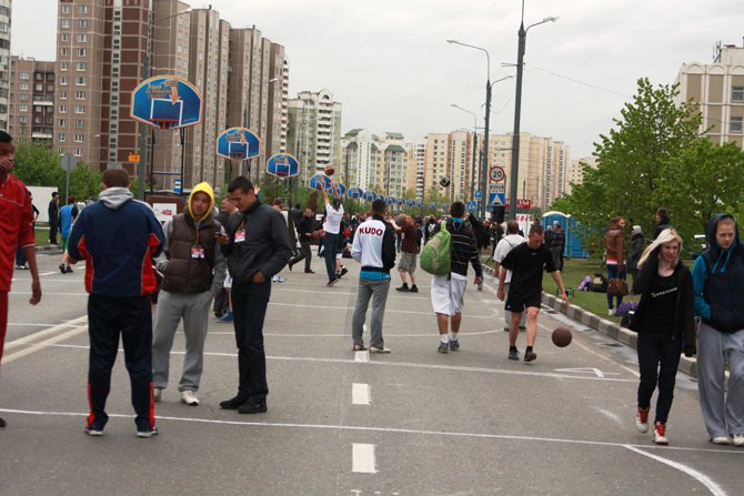 Студенты высшего образования RMA выиграли «бронзу» на турнире по стритбаскету