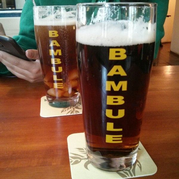 На Солянке открылся двухэтажный бар Bambule