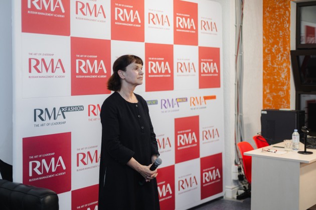 Не хор, а голос: о чём говорили в RMA с Мариной Лошак