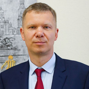 Смирнов  Денис  Анатольевич 